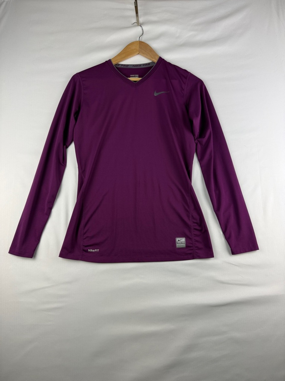 Nike Nike Pro Long Sleeve Fitted Top Maroon Size Small